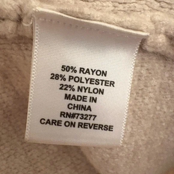 Elle Women's Elegant Cream Ribbed Cardigan - Picture 7 of 7